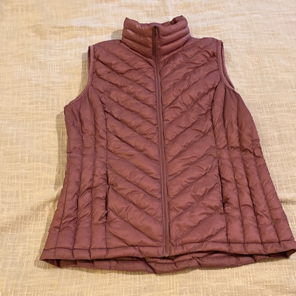 32 Degrees Quilted Puffer Vest in Mauve